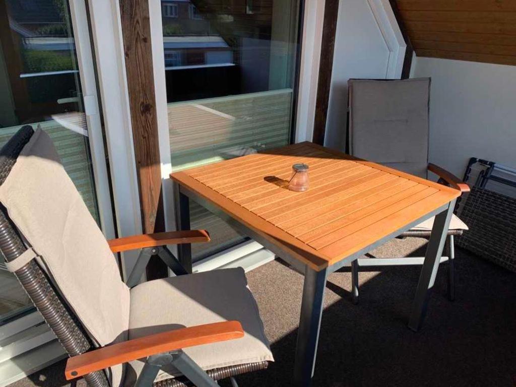 Ferienwohnung Haus Gorch Fock Neuharlingersiel Exterior foto